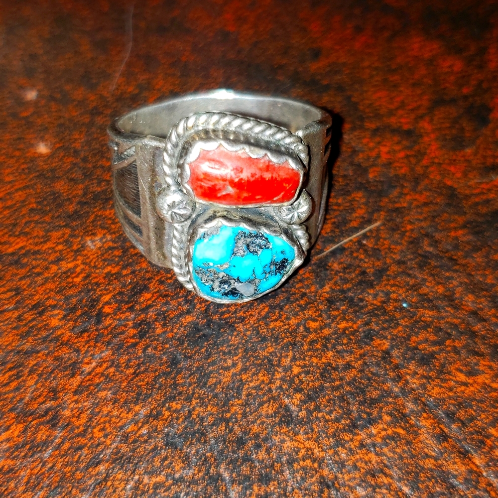 Men's sterling silver and turquoise ring